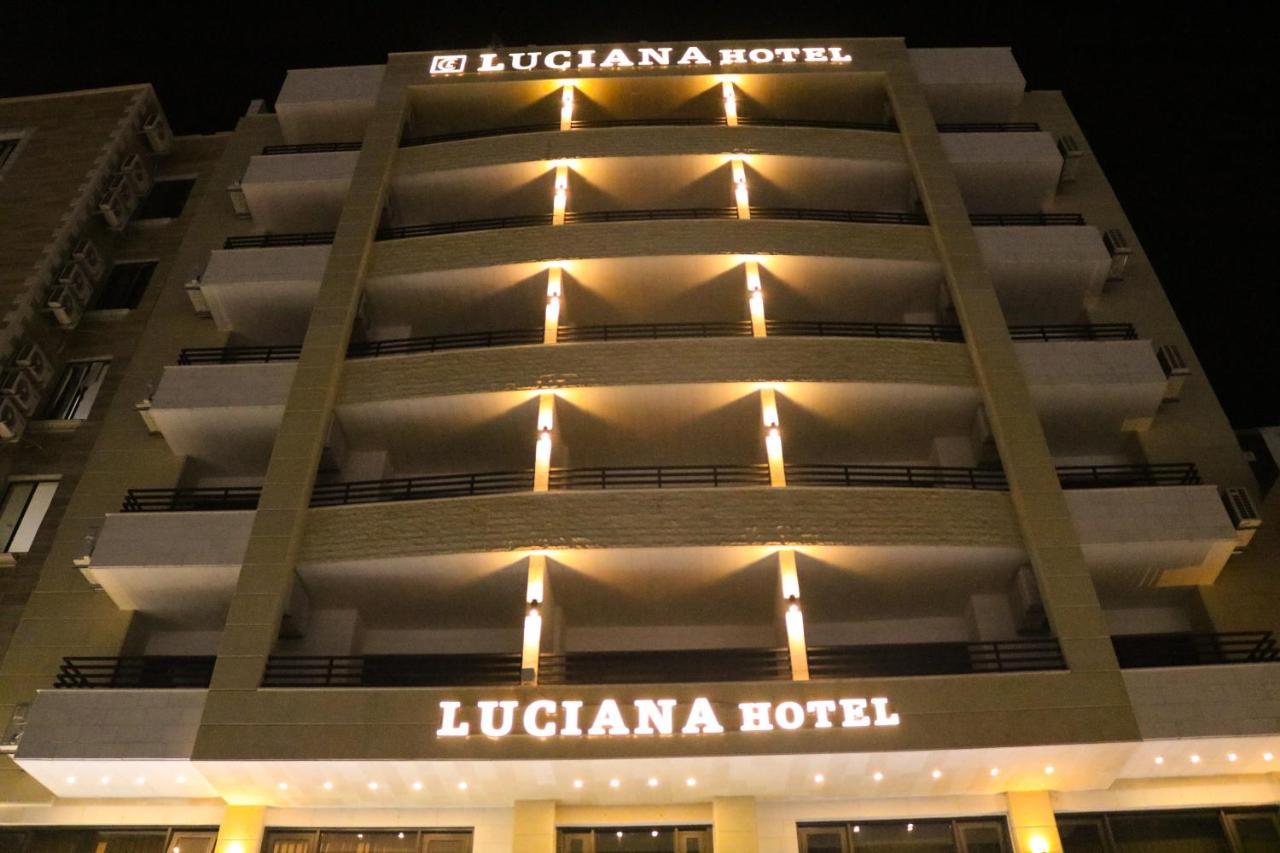 Luciana Hotel By Bratus アカバ エクステリア 写真