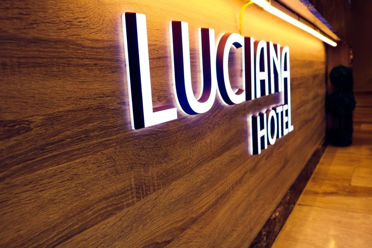 Luciana Hotel By Bratus アカバ エクステリア 写真